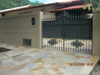 Casa com 3 Quartos à venda, 170m² no Piratininga, Niterói