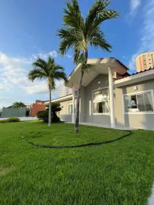 Casa de Condomínio com 5 Quartos à venda, 800m² no Cohama, São Luís