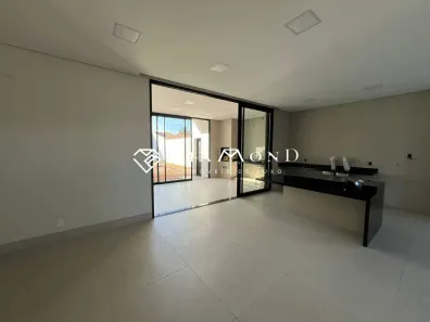 Casa com 3 Quartos à venda, 245m² no Cidade Jardim, Uberlândia