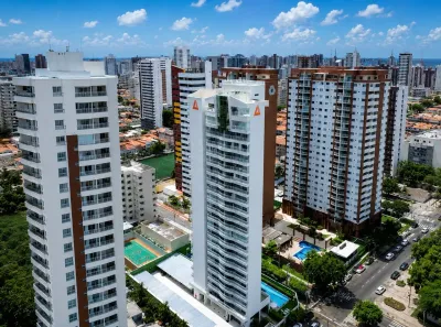 Apartamento com 2 Quartos à venda, 61m² no Meireles, Fortaleza