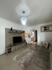 Casa com 3 Quartos para alugar, 244m² no Jardim D'Abril, Osasco