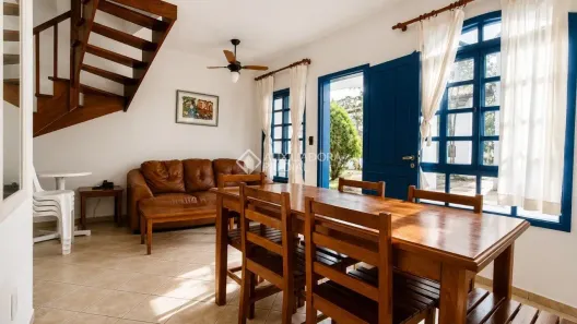Apartamento com 2 Quartos à venda, 68m² no Ponta das Canas, Florianópolis