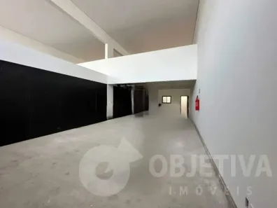 Ponto Comercial para alugar, 151m² no Santa Mônica, Uberlândia