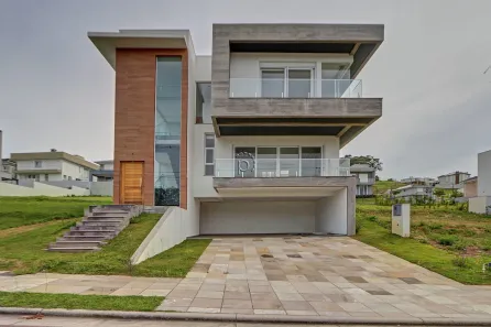 Casa de Condomínio com 3 Quartos à venda, 303m² no Vila Nova, Porto Alegre