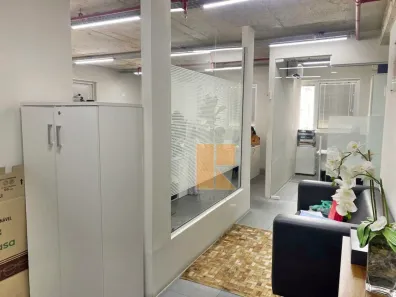 Sala Comercial para alugar, 129m² no Santa Cecília, São Paulo
