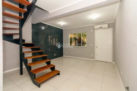 Casa de Condomínio com 2 Quartos à venda, 80m² no Cavalhada, Porto Alegre