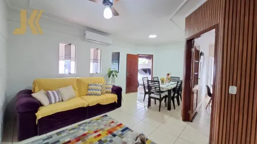 Casa com 3 Quartos à venda, 181m² no Parque Florianópolis, Jaguariúna