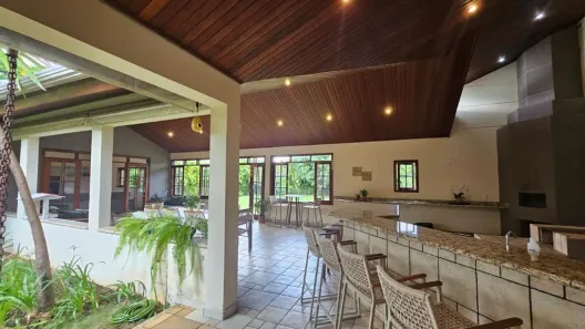 Casa de Condomínio com 4 Quartos para venda ou aluguel, 660m² no Lago Azul, Araçoiaba da Serra