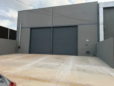 Galpão/Depósito/Armazém para alugar, 420m² no Setor Castelo Branco, Goiânia