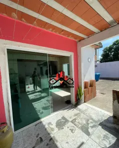 Casa com 2 Quartos à venda, 70m² no Vila Maria Helena, Duque de Caxias