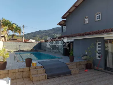 Sobrado com 2 Quartos à venda, 490m² no Jardim das Gaivotas, Caraguatatuba