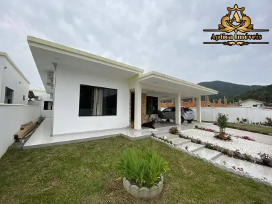 Casa com 4 Quartos à venda, 224m² no Gravatá, Penha