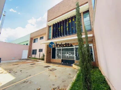 Prédio Comercial para alugar, 600m² no Vila Monticelli, Goiânia