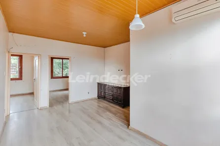 Apartamento com 2 Quartos para alugar, 52m² no Partenon, Porto Alegre