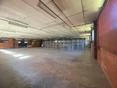 Galpão/Depósito/Armazém para alugar, 1400m² no Rio Cerro I, Jaraguá do Sul