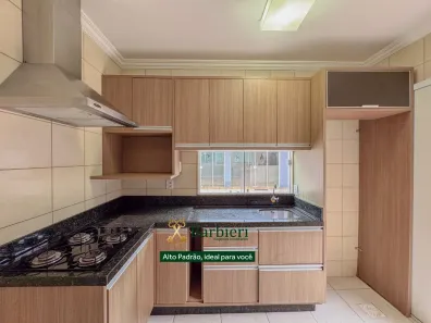 Casa com 3 Quartos para alugar, 230m² no Passo Manso, Blumenau