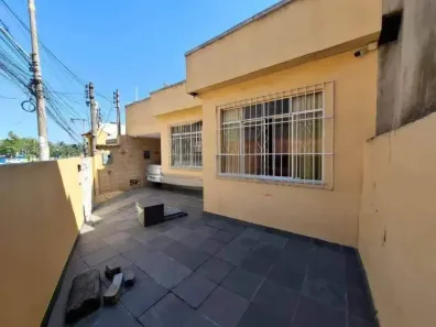 Casa com 2 Quartos à venda, 72m² no Patronato, São Gonçalo