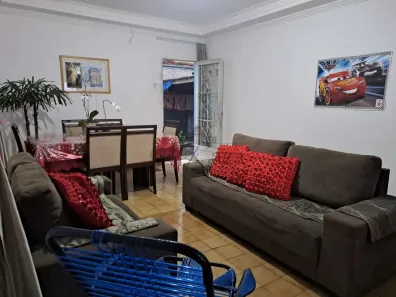 Casa com 2 Quartos à venda, 180m² no Jardim Imperial, São José dos Campos