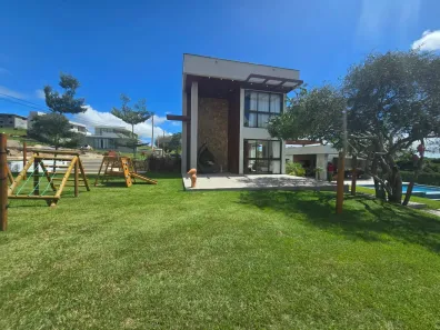 Casa de Condomínio com 4 Quartos à venda, 229m² no Cruzeiro, Gravatá