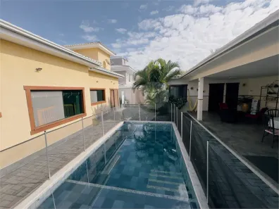 Casa de Condomínio com 4 Quartos à venda, 170m² no Caravelas, Armação dos Búzios