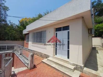 Casa com 4 Quartos à venda, 108m² no Centro, São Gonçalo