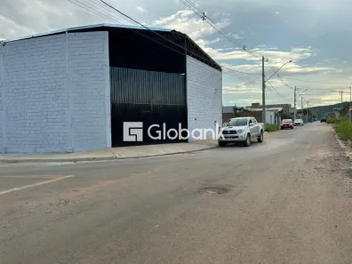 Galpão/Depósito/Armazém para alugar, 357m² no Residencial Monte Belo, Montes Claros