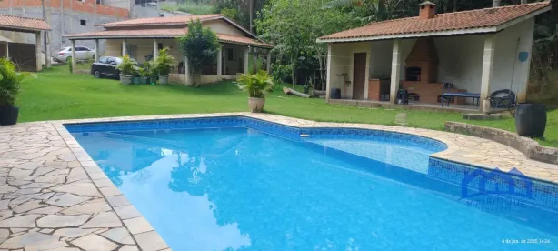 Fazenda/Sítio com 2 Quartos à venda, 1000m² no , Mairinque