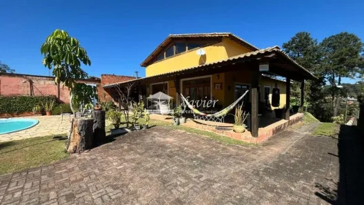 Fazenda/Sítio com 4 Quartos à venda, 196m² no Centro, São Roque