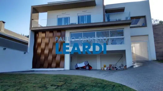 Casa de Condomínio com 4 Quartos à venda, 600m² no Arujázinho I, II e III, Arujá