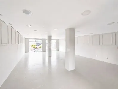 Ponto Comercial para alugar, 350m² no Cavalhada, Porto Alegre