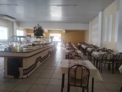 Imóvel Comercial à venda, 108m² no Menino Deus, Porto Alegre