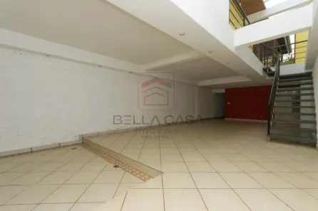Sobrado com 5 Quartos à venda, 270m² no Liberdade, São Paulo