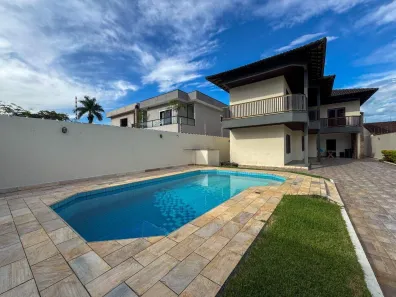 Sobrado com 5 Quartos à venda, 210m² no Flórida, Praia Grande