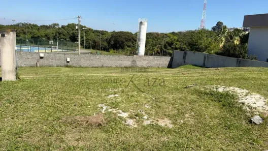 à venda, 714m² no Condomínio Reserva do Paratehy, São José dos Campos