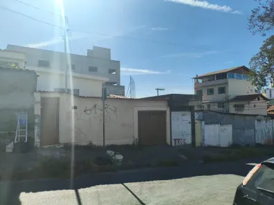 Casa com 2 Quartos para alugar, 100m² no Riacho das Pedras, Contagem