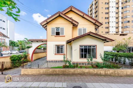 Imóvel Comercial para alugar, 233m² no Centro, Blumenau