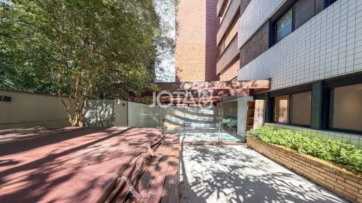 Apartamento com 4 Quartos à venda, 206m² no São Lourenço, Curitiba