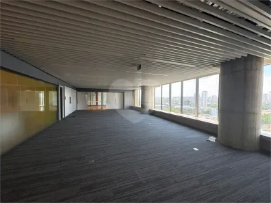 Sala Comercial para alugar, 1602m² no Parque Industrial Tomas Edson, São Paulo