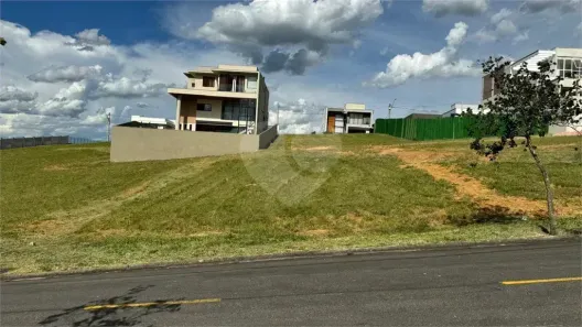 Lote/Terreno à venda, 449m² no Casa de Pedra, Volta Redonda
