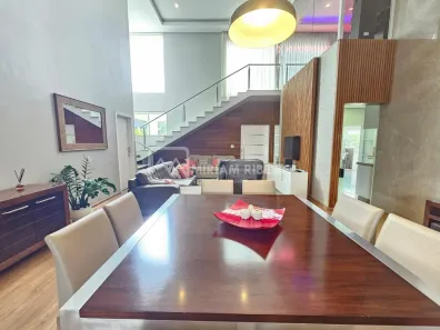 Casa de Condomínio com 3 Quartos à venda, 220m² no Recanto do Salto, Londrina