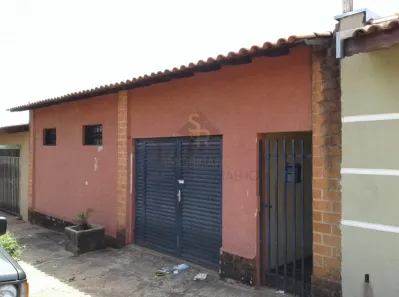 Casa com 2 Quartos à venda, 200m² no Francisco Castilho, Cravinhos