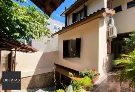 Imóvel Comercial com 4 Quartos para alugar, 270m² no Petrópolis, Porto Alegre