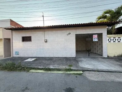 Casa com 2 Quartos para alugar, 50m² no Henrique Jorge, Fortaleza