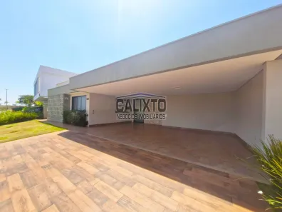 Casa de Condomínio com 3 Quartos à venda, 273m² no Jardim Sul, Uberlândia