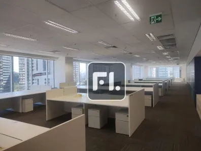 Sala Comercial para alugar, 883m² no Vila São Francisco (Zona Sul), São Paulo
