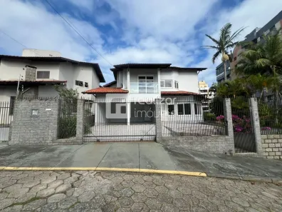 Casa com 5 Quartos para alugar, 300m² no Bom Abrigo, Florianópolis