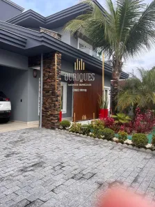 Sobrado com 3 Quartos à venda, 280m² no Dona Francisca (Pirabeiraba), Joinville