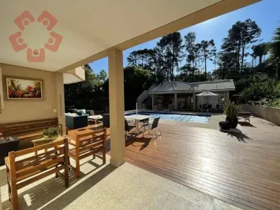 Sobrado com 6 Quartos à venda, 610m² no Vila Santo Antônio, Cotia
