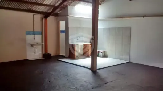 Galpão/Depósito/Armazém à venda, 242m² no Vila Nova Cidade Universitária, Bauru
