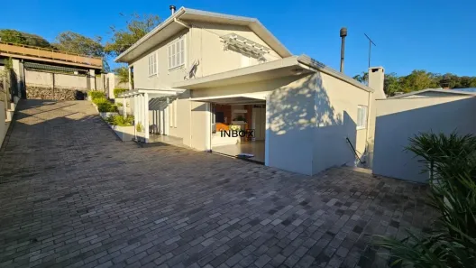 Casa com 4 Quartos à venda, 181m² no Chácaras, Garibaldi